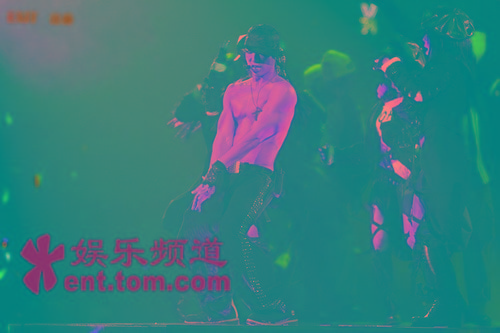 http://www.newswatch247.com/pics/star/pic/8e36bea533ca5e4fd70d48ab48a8d86c.jpg