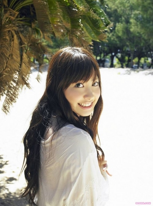 http://www.newswatch247.com/pics/star/pic/8e51162a76dce5817bf8dbbd160dc673.jpg