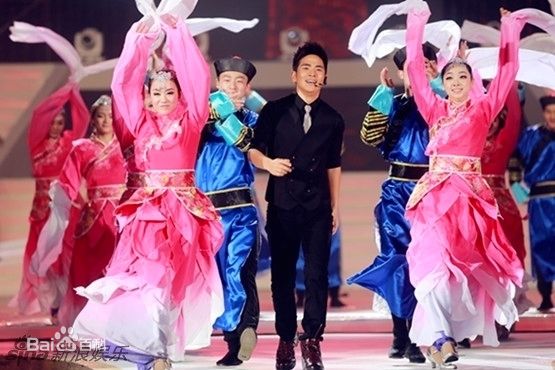 http://www.newswatch247.com/pics/star/pic/8fb0d1a9992319928f322a28b2f6d9d3.jpg