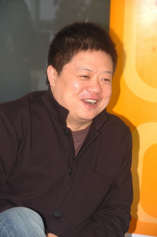 http://www.newswatch247.com/pics/star/pic/90f63e8199b8e081699d2f63eb6ec471.jpg