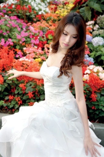 http://www.newswatch247.com/pics/star/pic/9102e77259af6201131d5b218338b14b.jpg