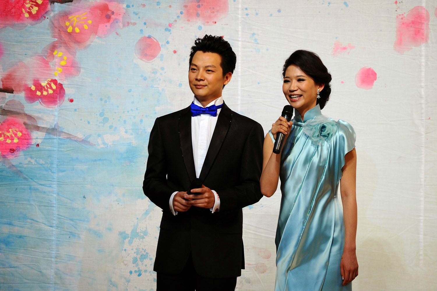 http://www.newswatch247.com/pics/star/pic/91ee/3bce68003f15fe033d645ca306c4.jpg