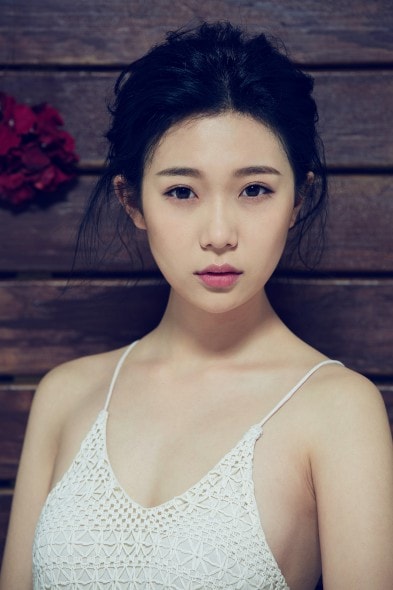 http://www.newswatch247.com/pics/star/pic/9249/0db2987f5490462cfab1d4954aeb.jpg