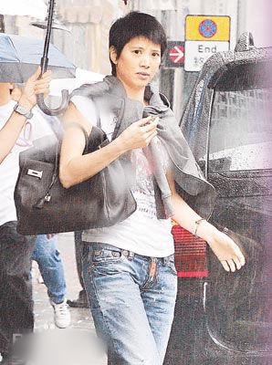 http://www.newswatch247.com/pics/star/pic/92c22177ddc52de1bcb112247572cc6c.jpg
