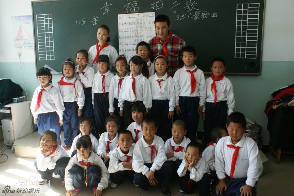 http://www.newswatch247.com/pics/star/pic/92e8599aafd50c426c0670eef4bd4064.jpg