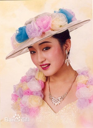 http://www.newswatch247.com/pics/star/pic/9326237c671ef37b2fed53b3f1c64246.jpg