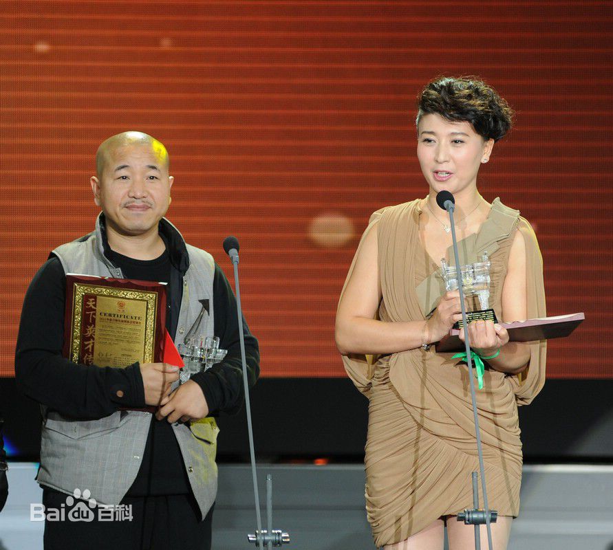 http://www.newswatch247.com/pics/star/pic/934ccbfa23fe2dbbc525ab99215ad97f.jpg