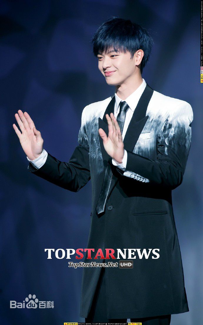 http://www.newswatch247.com/pics/star/pic/9445c716e084be49c2366325cb73ebc5.jpg