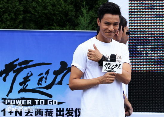 http://www.newswatch247.com/pics/star/pic/94a823d12cad48ea261dd43e54828ccc.jpg