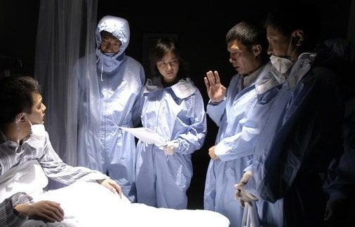 http://www.newswatch247.com/pics/star/pic/957e/9de36a3da714a9991eb8a7703c88.jpg