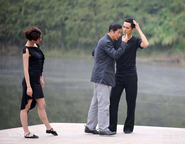 http://www.newswatch247.com/pics/star/pic/95d9cf88e3d6193b36e634d9ba8bfc01.jpg