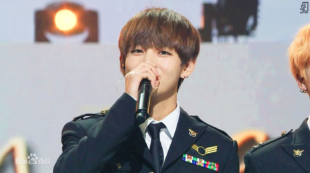http://www.newswatch247.com/pics/star/pic/95f16caaf9aec81a36c939f407d801df.jpg