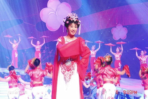 http://www.newswatch247.com/pics/star/pic/960cd5e9a0b0925e45398821a787c809.jpg