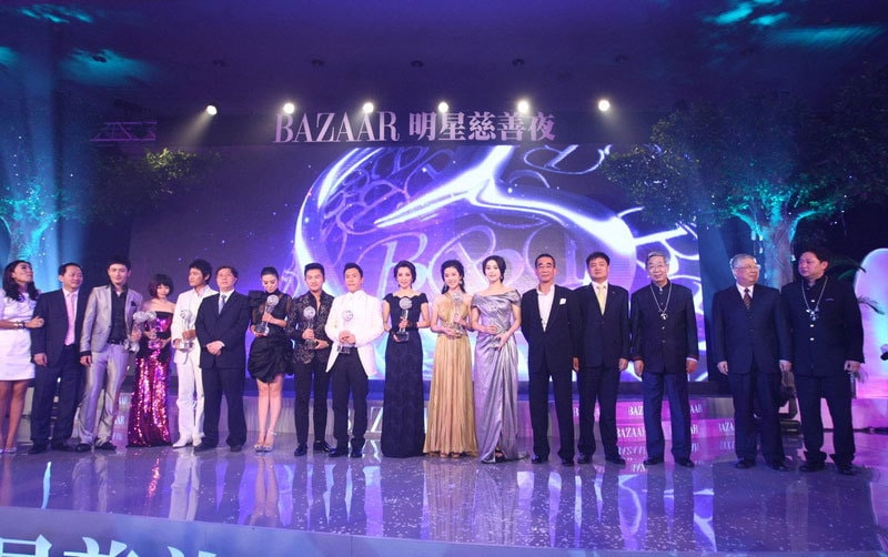 http://www.newswatch247.com/pics/star/pic/9644/065f55054cd5f5fac7306fdbed04.jpg