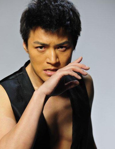 http://www.newswatch247.com/pics/star/pic/9684b84082a4096fa7d52aea167cf847.jpg