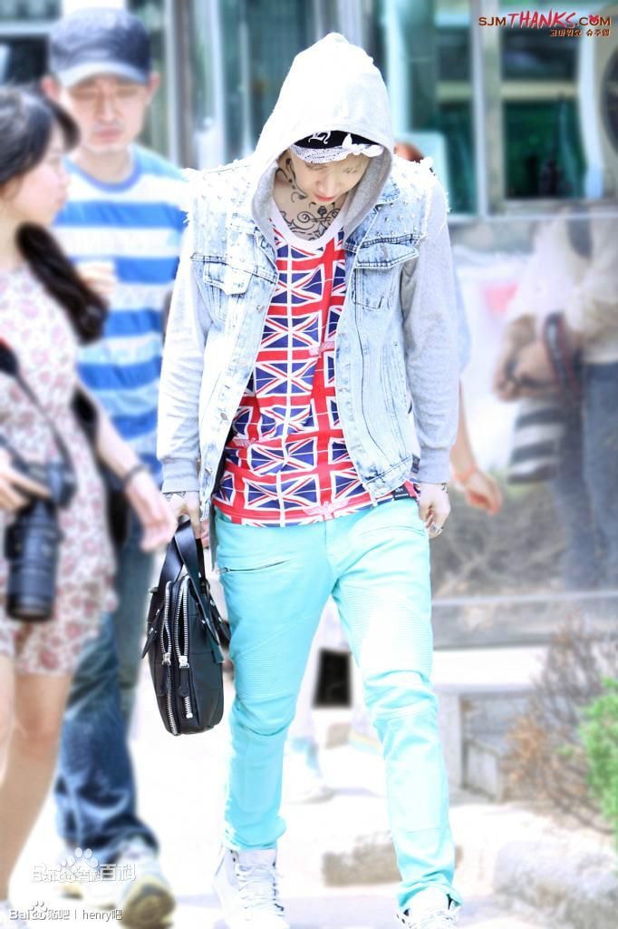 http://www.newswatch247.com/pics/star/pic/96ebab8ce353eb175b3386e95ff3d2ec.jpg