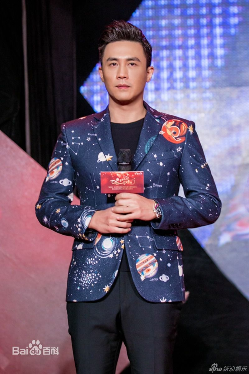 http://www.newswatch247.com/pics/star/pic/96f29f0b01d3eda0f33fb788c435a25b.jpg