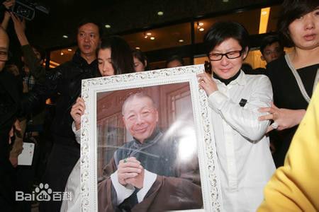 http://www.newswatch247.com/pics/star/pic/98a06cb6cd55df54398547040f2e5468.jpg