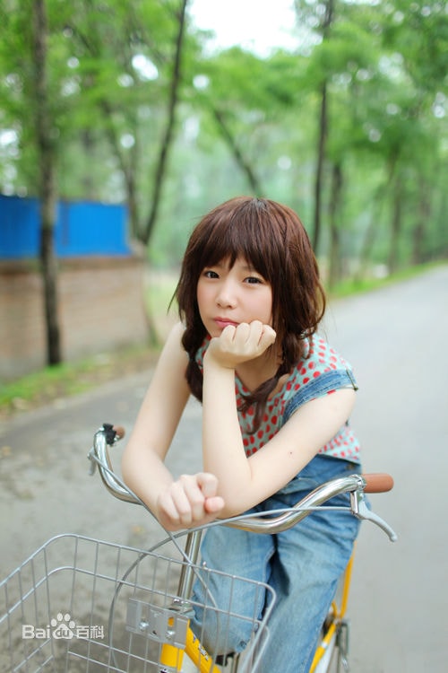 http://www.newswatch247.com/pics/star/pic/98c28ff19e04897ff9fd8fd0952c94a3.jpg