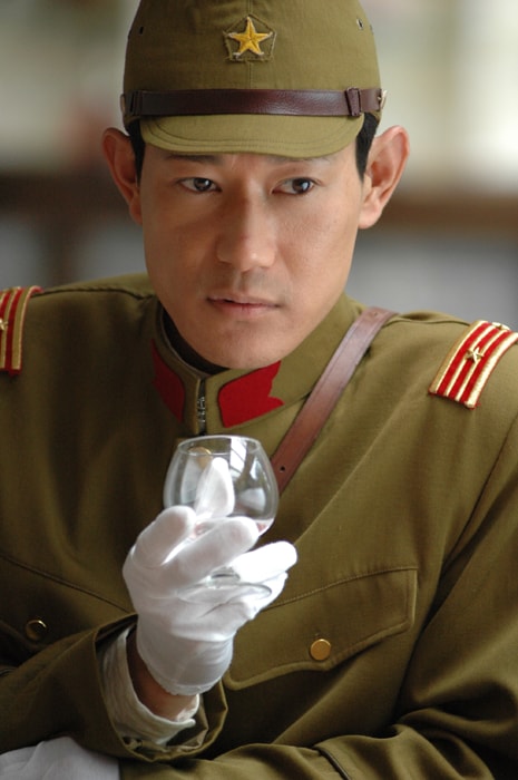 http://www.newswatch247.com/pics/star/pic/98cc58f9e6135367eeacdca11c9e9ed0.jpg