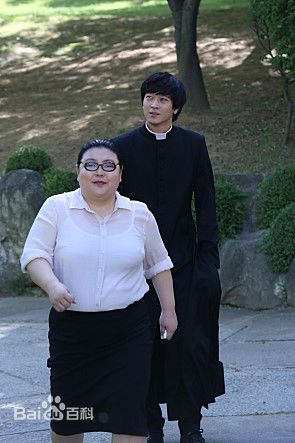 http://www.newswatch247.com/pics/star/pic/997d3ded090a12e43d800d617173dce4.jpg