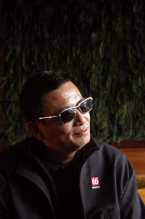 http://www.newswatch247.com/pics/star/pic/9a33d203a4e85e5f161b3986b178788e.jpg
