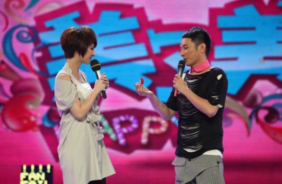 http://www.newswatch247.com/pics/star/pic/9b85dc577b25b64ade60389cbc275fe8.jpg