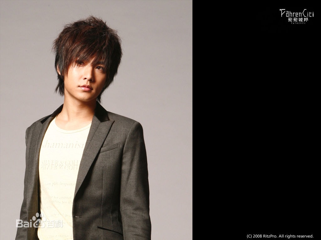 http://www.newswatch247.com/pics/star/pic/9d68bd9dac7916d3e7ff8f9703a41b83.jpg