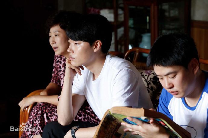 http://www.newswatch247.com/pics/star/pic/9e1e7d8e4fb97c9642fc1ac6a2cd82b2.jpg