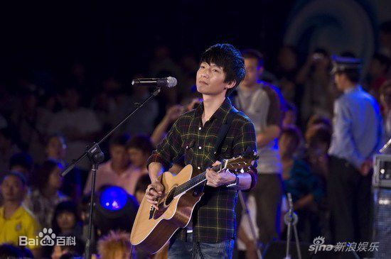 http://www.newswatch247.com/pics/star/pic/9f544213a951ded20e3886bc88b8f608.jpg