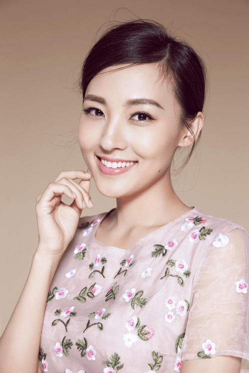 http://www.newswatch247.com/pics/star/pic/9fc677d5cc2fdc0bb8d6ab1b0ec8b5f2.jpg