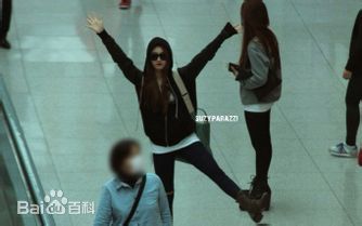 http://www.newswatch247.com/pics/star/pic/a25ff3c1bc5918cee675d897f535adb3.jpg