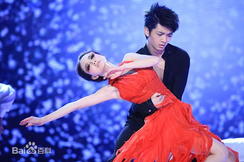 http://www.newswatch247.com/pics/star/pic/a2fe65c067dff8ca7dbf545443e1c7a3.jpg