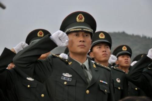 http://www.newswatch247.com/pics/star/pic/a56da11fb1521ff506b85b099a054260.jpg