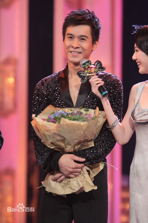 http://www.newswatch247.com/pics/star/pic/a59ada292711e589f7c0908d06da3c3b.jpg