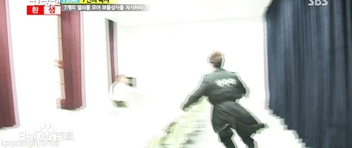 http://www.newswatch247.com/pics/star/pic/a6125f7bc21853c4b6c85a9c742f3013.jpg
