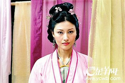 http://www.newswatch247.com/pics/star/pic/a618/4b85566c8ca78efdf76e1123f626.jpg