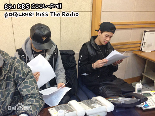 http://www.newswatch247.com/pics/star/pic/a63ea40b3558e3baa097abb878b210a2.jpg