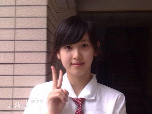 http://www.newswatch247.com/pics/star/pic/a63eddb7609d2a1aec2c7499be757a24.jpg