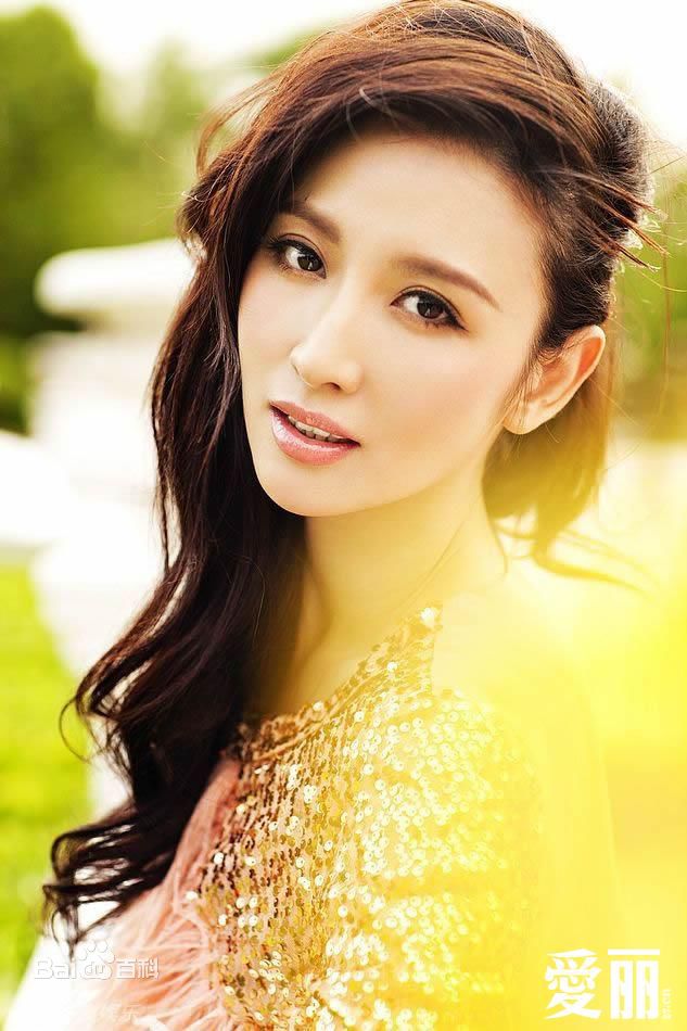 http://www.newswatch247.com/pics/star/pic/a6c663d2082b14a54f370b8ce8695a9c.jpg