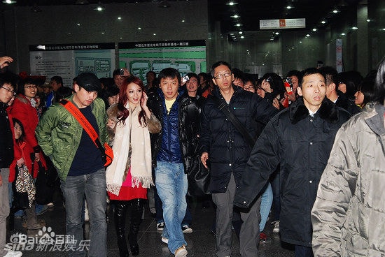http://www.newswatch247.com/pics/star/pic/a757708f3bb81a8c22279abad158360c.jpg