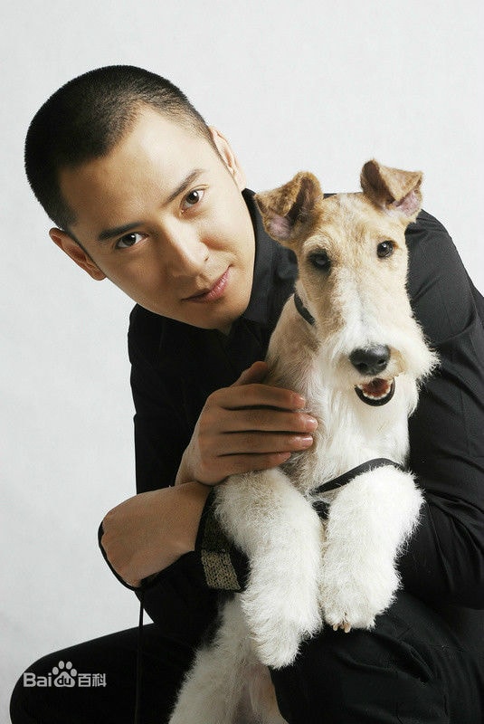 http://www.newswatch247.com/pics/star/pic/a773fd861bef636b62e3cc0a2b3ac7bb.jpg