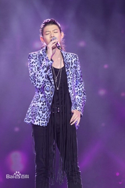 http://www.newswatch247.com/pics/star/pic/a81188a91f60e58d380840f4ad8722fa.jpg