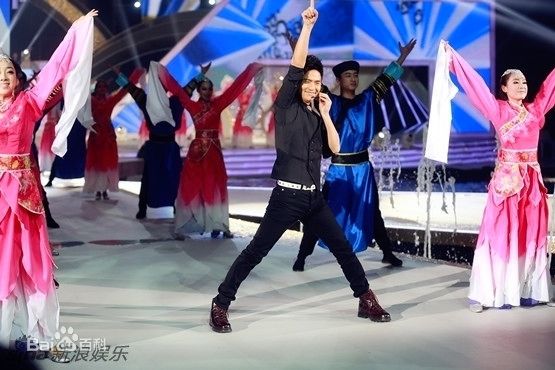 http://www.newswatch247.com/pics/star/pic/a9768e7cc0433b218d6a9a5c7fccfa43.jpg