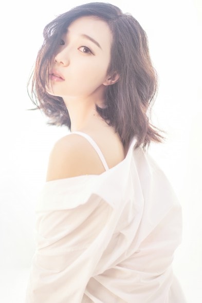 http://www.newswatch247.com/pics/star/pic/a9ec/85879438f12aa8dd194a80ab9f3b.jpg