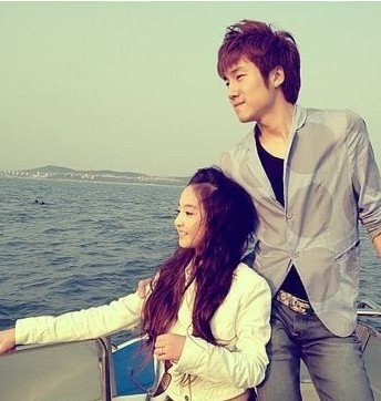 http://www.newswatch247.com/pics/star/pic/aa01a610d8e5d6576f6a5426ea8a8724.jpg