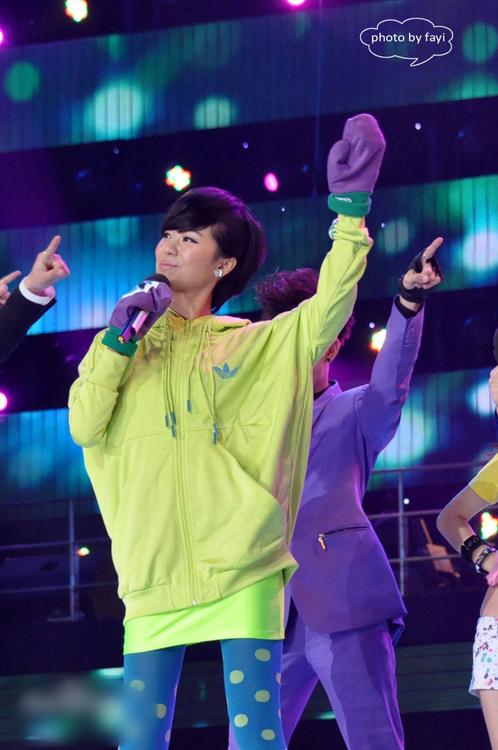 http://www.newswatch247.com/pics/star/pic/aa0ed151235c6c1550d509f3e1bfae56.jpg
