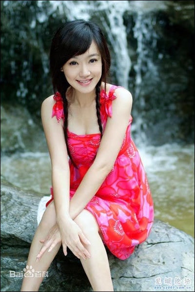 http://www.newswatch247.com/pics/star/pic/aa7eff844fdf3e553b566b3e2b658234.jpg