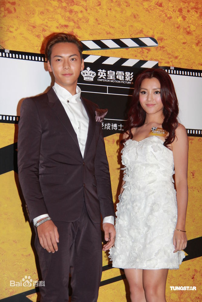 http://www.newswatch247.com/pics/star/pic/aa942a887e1caacf619f79013fcdebe0.jpg