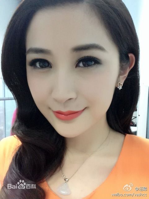 http://www.newswatch247.com/pics/star/pic/ab3aeeb7bd1afe4e3d1f2a4a5cedfaaf.jpg